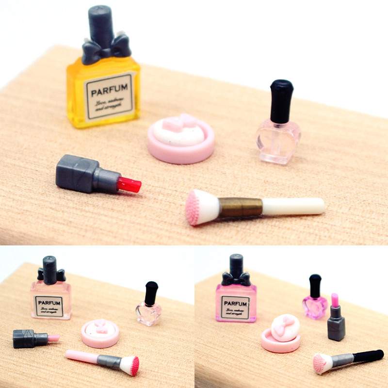 Beauty Kiss Makeup - 1 Set 1:12 Dollhouse Miniature Cosmetic