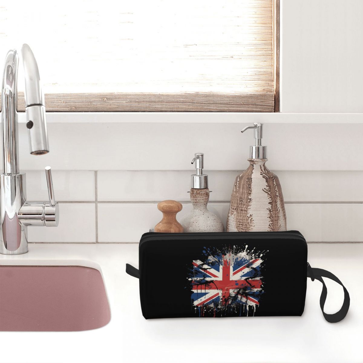Union Jack Flag Of The UK Unit - Beauty Makeup Uk 评论和价格